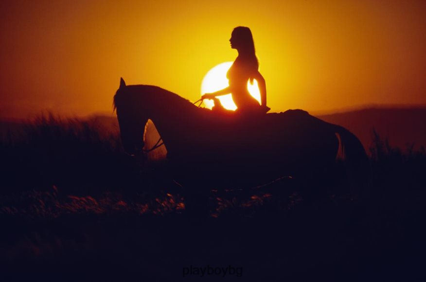 облекло бг Playboy мъже Декември 1972 плеймейт Мърси Руни Sunset Rider суичър оригинален JZ04JB376